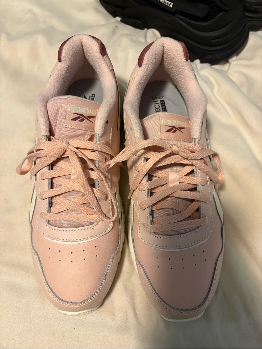 Reebok Classic Pink Women's Sneakers